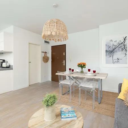 Appartement Charming With Balcony & Parking Only 400 Meters To The By Renters Miedzyzdroje