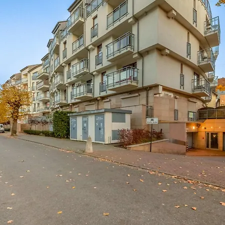 Charming With Balcony & Parking Only 400 Meters To The By Renters * Miedzyzdroje